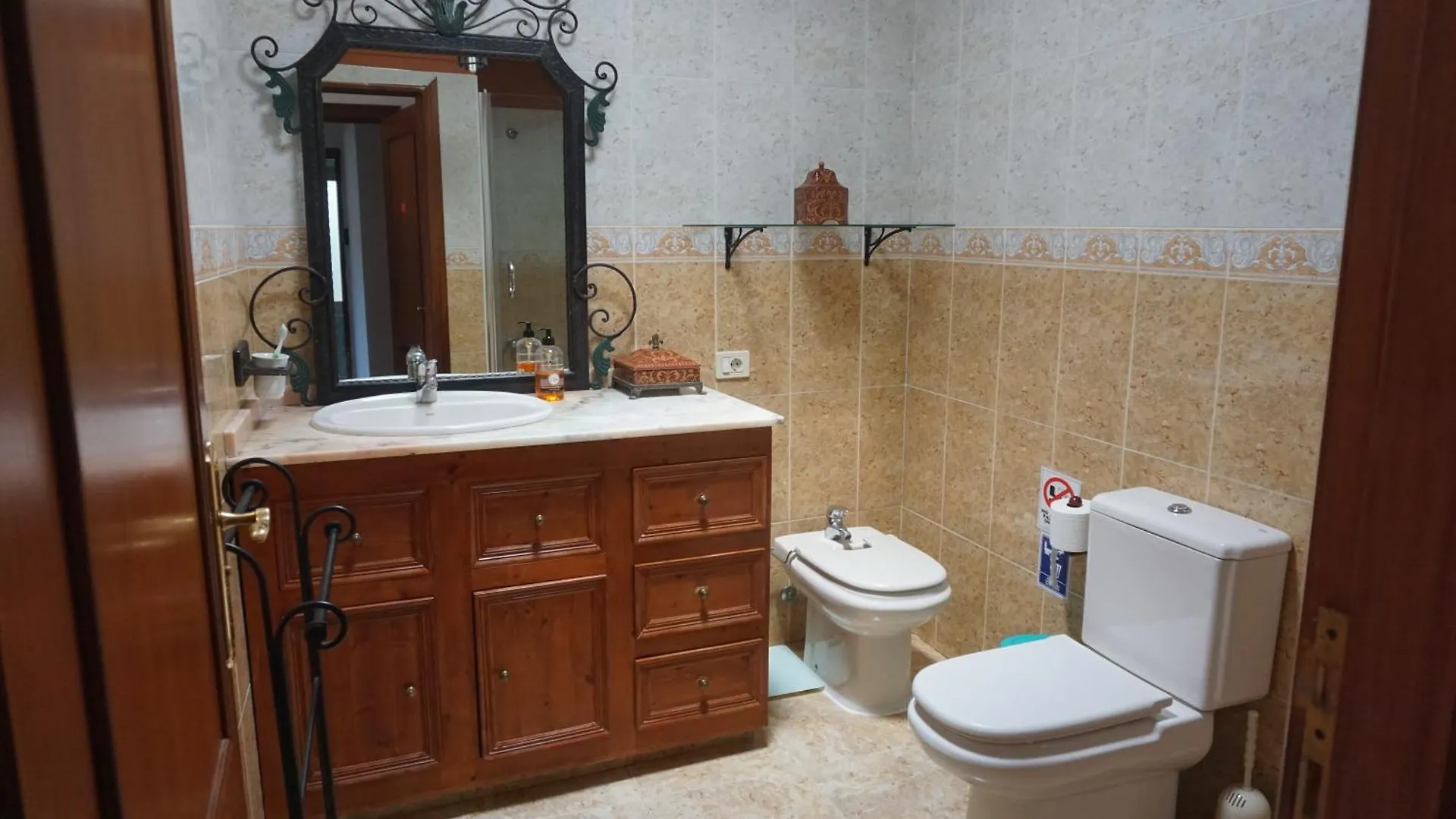 Casa Colores Accommodation Tenerife Candelaria Homestay
