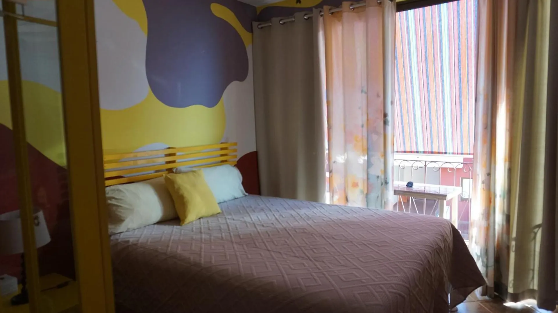 Homestay Casa Colores Accommodation Tenerife Candelaria