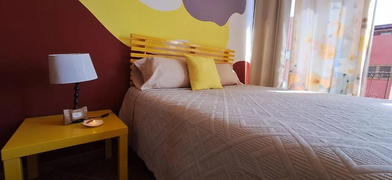 Casa Colores Accommodation Tenerife Candelaria Homestay